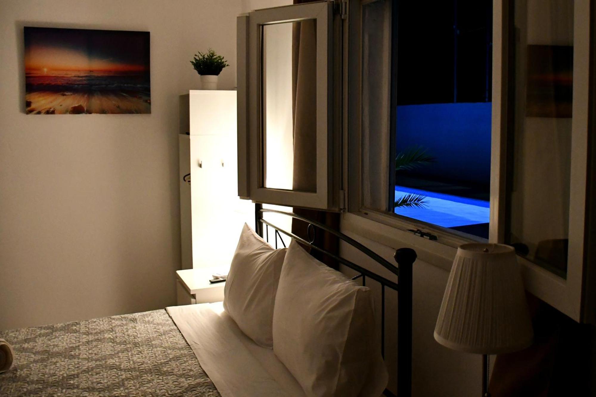 Johnson House Apartman Rafína Kültér fotó